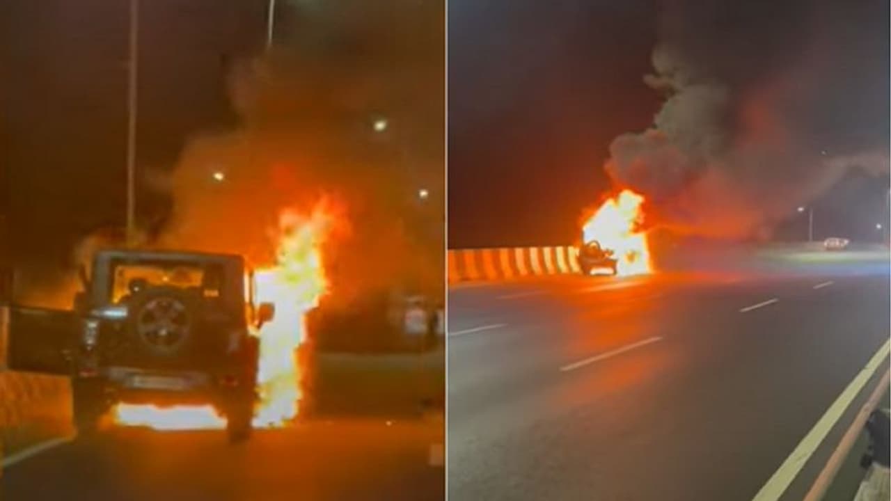 Thar catches fire ಚಲಿಸುತ್ತಿರುವ ಮಹೀಂದ್ರ ಥಾರ್‌ಗೆ ಹೊತ್ತಿಕೊಂಡ ಬೆಂಕಿ, ವಾಹನ ಸಂಪೂರ್ಣ ಭಸ್ಮ!
