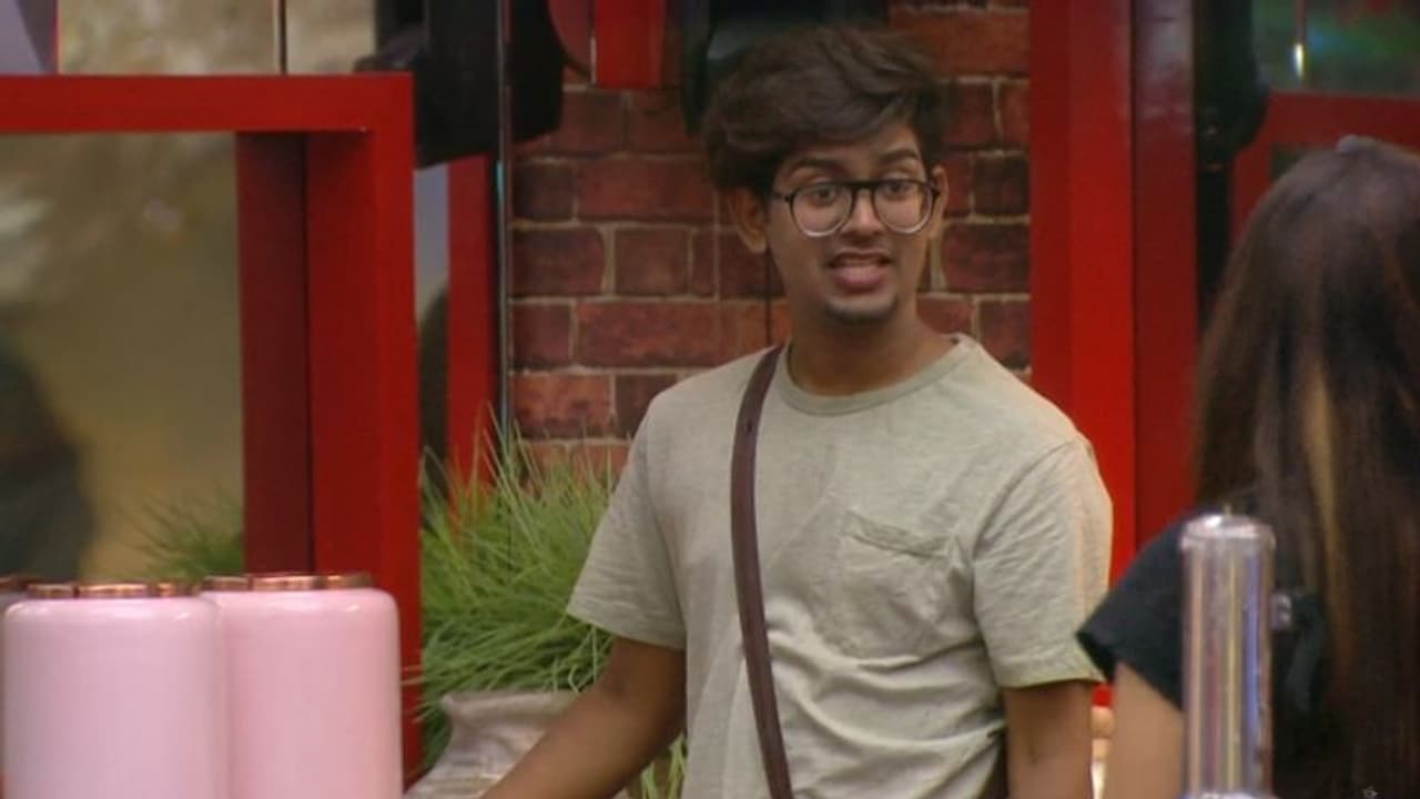 Bigg Boss 4 : 'താനുമായി സൗഹൃദത്തിലാവുന്നവര് ബിഗ് ബോസില് നിന്ന് പുറത്താവുന്നു'; റിയാസിന്റെ വിലയിരുത്തല് Bigg Boss 4 : 'താനുമായി സൗഹൃദത്തിലാവുന്നവര് ബിഗ് ബോസില് നിന്ന് പുറത്താവുന്നു'; റിയാസിന്റെ വിലയിരുത്തല്