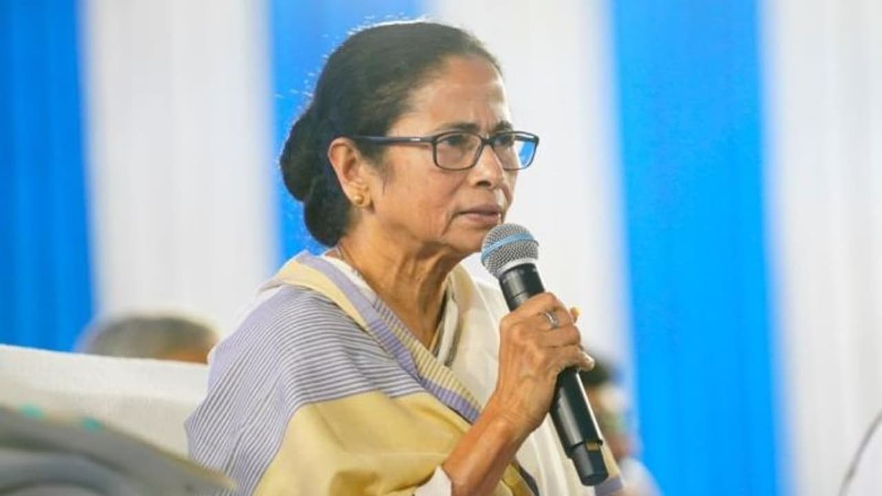 40 eminent people slam Mamata Banerjee's new move; here's why