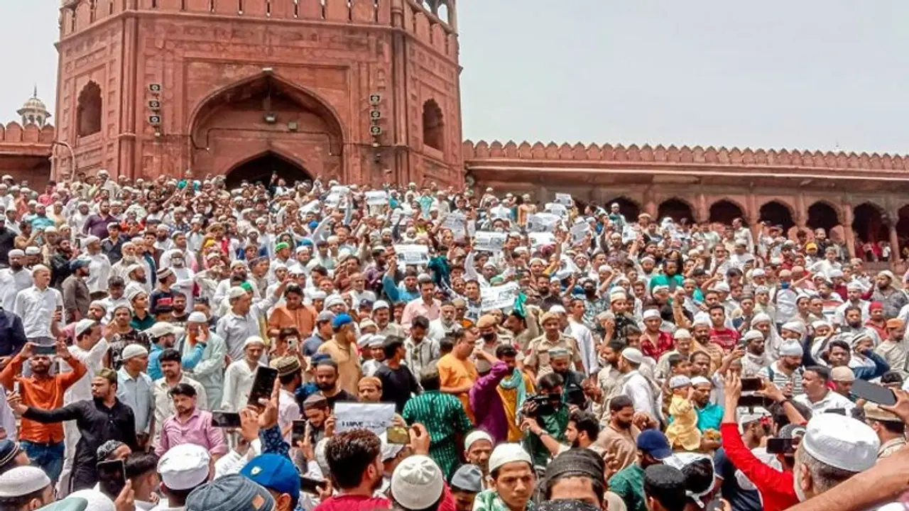 जामा मस्जिद के बाहर विरोध प्रदर्शन मामले में दो आरोपी गिरफ्तार, लगा सांप्रदायिक सौहार्द बिगाड़ने का आरोप
