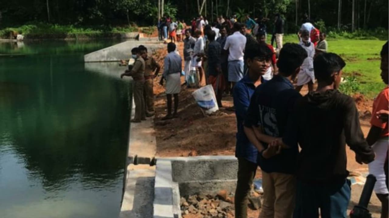 തൃത്താലയിൽ നീന്തൽ പഠിക്കുന്നതിനിടെ രണ്ട് പ്ലസ് വൺ വിദ്യാർത്ഥികൾ മുങ്ങിമരിച്ചു