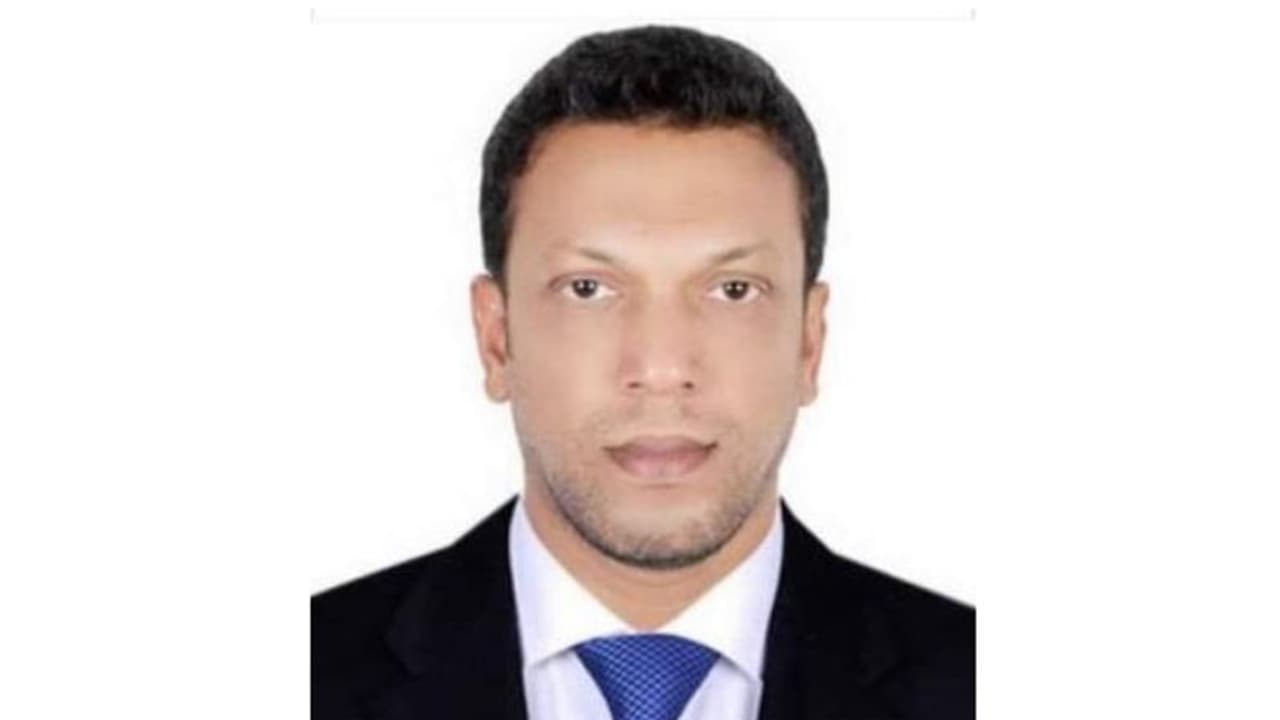 നാട്ടിലേക്ക് വരികയായിരുന്ന പ്രവാസി മലയാളി വിമാനത്തില് മരിച്ചു നാട്ടിലേക്ക് വരികയായിരുന്ന പ്രവാസി മലയാളി വിമാനത്തില് മരിച്ചു