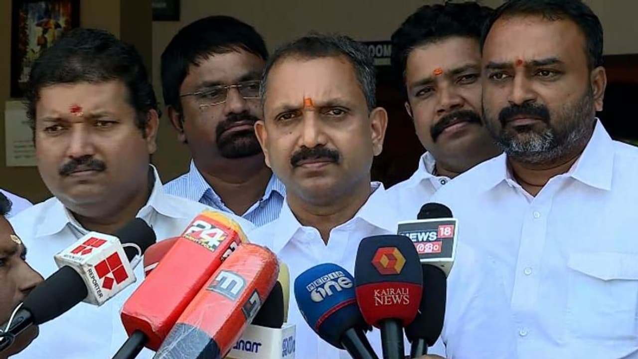 സ്വർണക്കള്ളക്കടത്ത് കേസ് : മുഖ്യമന്ത്രിയുടെ രാജിക്കായി പ്രതിഷേധം ശക്തമാക്കുമെന്ന് ബിജെപി സ്വർണക്കള്ളക്കടത്ത് കേസ് : മുഖ്യമന്ത്രിയുടെ രാജിക്കായി പ്രതിഷേധം ശക്തമാക്കുമെന്ന് ബിജെപി