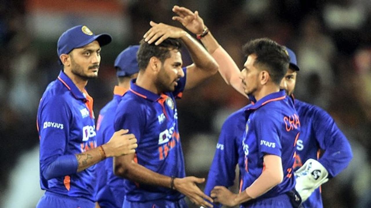 INDvsSA 5th T20: టాస్ గెలిచిన సౌతాఫ్రికా... డిసైడర్ మ్యాచ్లో గెలిచి సిరీస్ దక్కించుకునేదెవ్వరో... INDvsSA 5th T20: టాస్ గెలిచిన సౌతాఫ్రికా... డిసైడర్ మ్యాచ్లో గెలిచి సిరీస్ దక్కించుకునేదెవ్వరో...