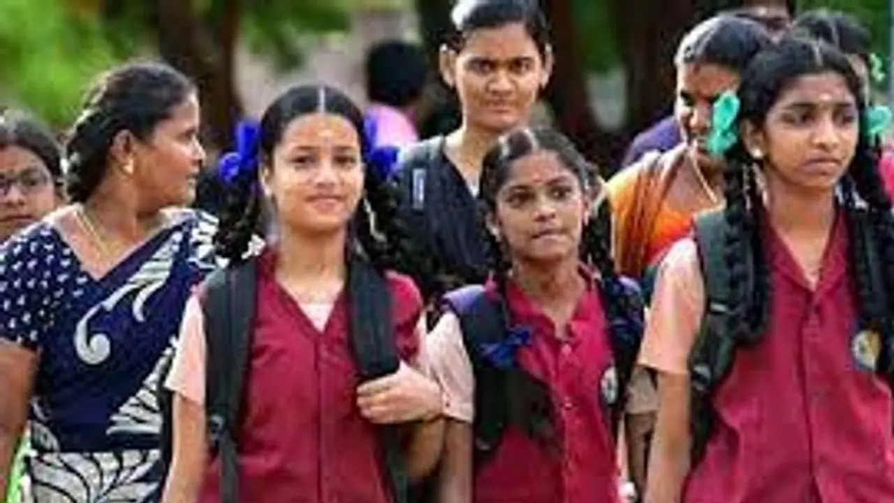 தமிழ்நாட்டில் ஜூன் 1ஆம் தேதி பள்ளிகள் திறப்பு... அமைச்சர் அன்பில் மகேஷ் தகவல்..!!