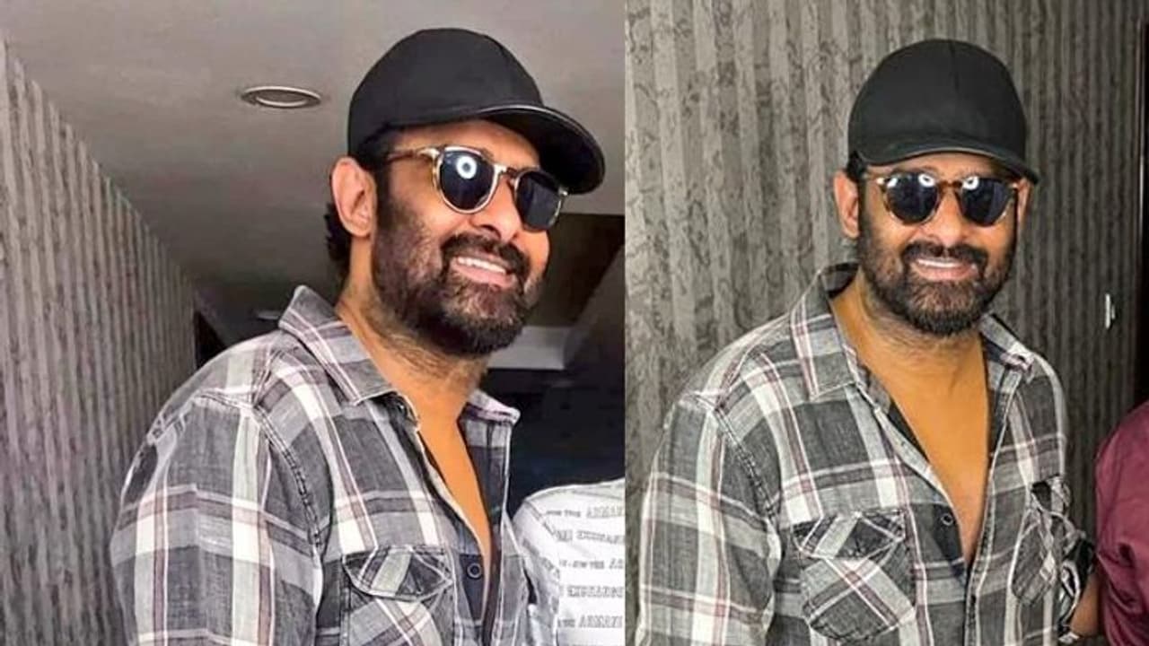 বিয়ের পীড়ি তে বসতে চলেছেন প্রভাস, খবর ফাঁস করলেন তাঁর কাকা! বিয়ের পীড়ি তে বসতে চলেছেন প্রভাস, খবর ফাঁস করলেন তাঁর কাকা!