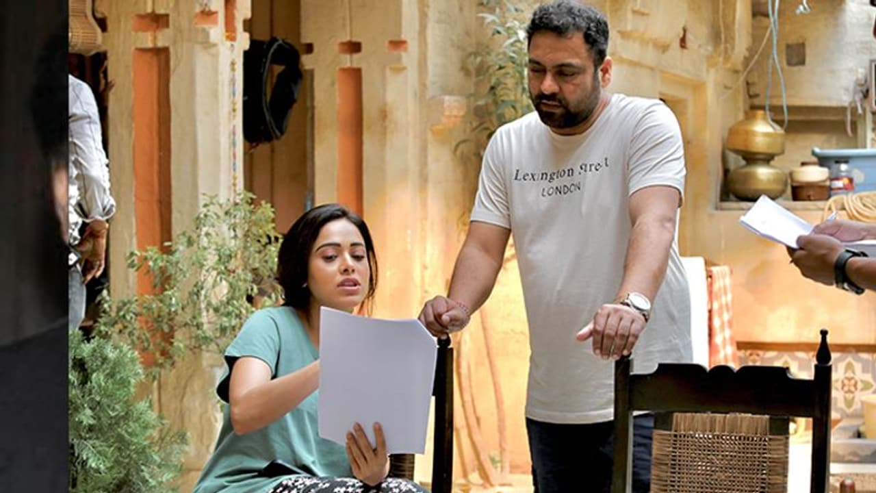 कंडोम सेल्स गर्ल के रोल में नुसरत भरूचा सटीक, 'जनहित में जारी' के डायरेक्टर ने सुनाई पर्दे के पीछे की कहानी कंडोम सेल्स गर्ल के रोल में नुसरत भरूचा सटीक, 'जनहित में जारी' के डायरेक्टर ने सुनाई पर्दे के पीछे की कहानी