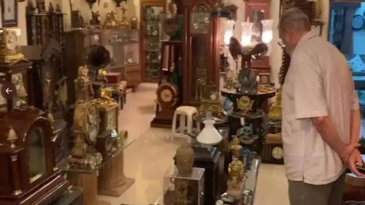 നൂറ്റാണ്ടുകൾ മുമ്പുള്ളവയടക്കം ഇവിടെയുള്ളത് 650 ക്ലോക്കുകൾ, എല്ലാം പ്രവർത്തിക്കുന്നത്