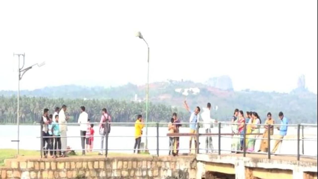 20 ರ್ಷಗಳ ಬಳಿಕ ಕಣ್ವ ಜಲಾಶಯ ಭರ್ತಿ, ರೈತರ ಮೊಗದಲ್ಲಿ ಮಂದಹಾಸ