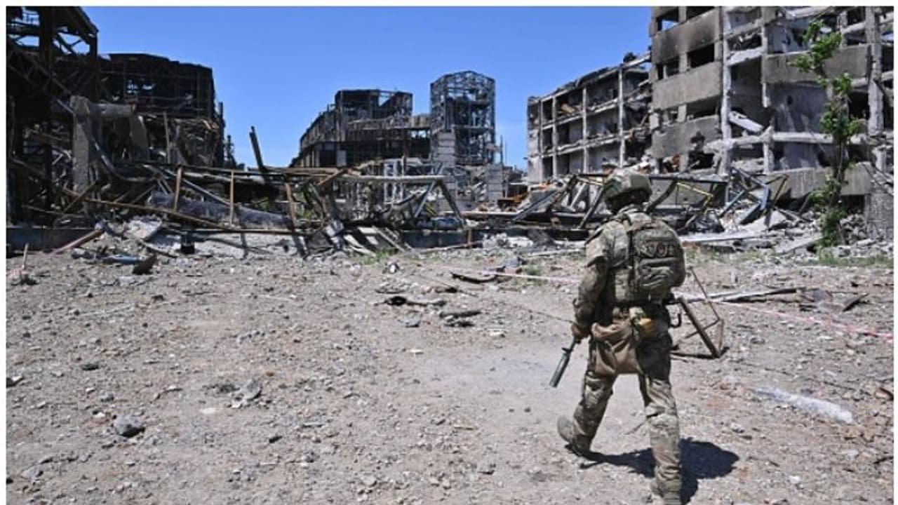 ఉక్రెయిన్పై మరోసారి భీకర దాడి.. కీవ్తో సహా పలు నగరాలపై మిస్సైల్ దాడులు చేస్తున్న రష్యా.. ఉక్రెయిన్పై మరోసారి భీకర దాడి.. కీవ్తో సహా పలు నగరాలపై మిస్సైల్ దాడులు చేస్తున్న రష్యా..