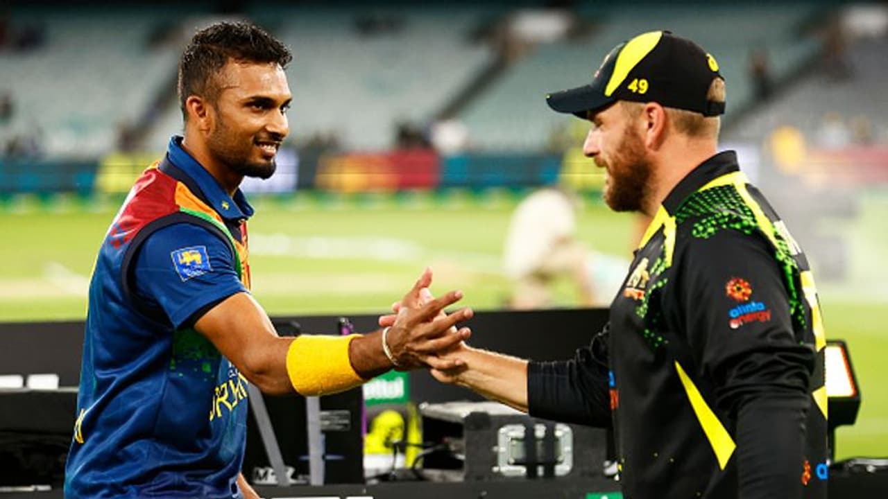 SL vs AUS: 5வது ஒருநாள் போட்டி டாஸ் ரிப்போர்ட்..! இலங்கை அணியில் 2 மாற்றங்கள்.. ஆஸி., அணியில் ஒரு மாற்றம் 