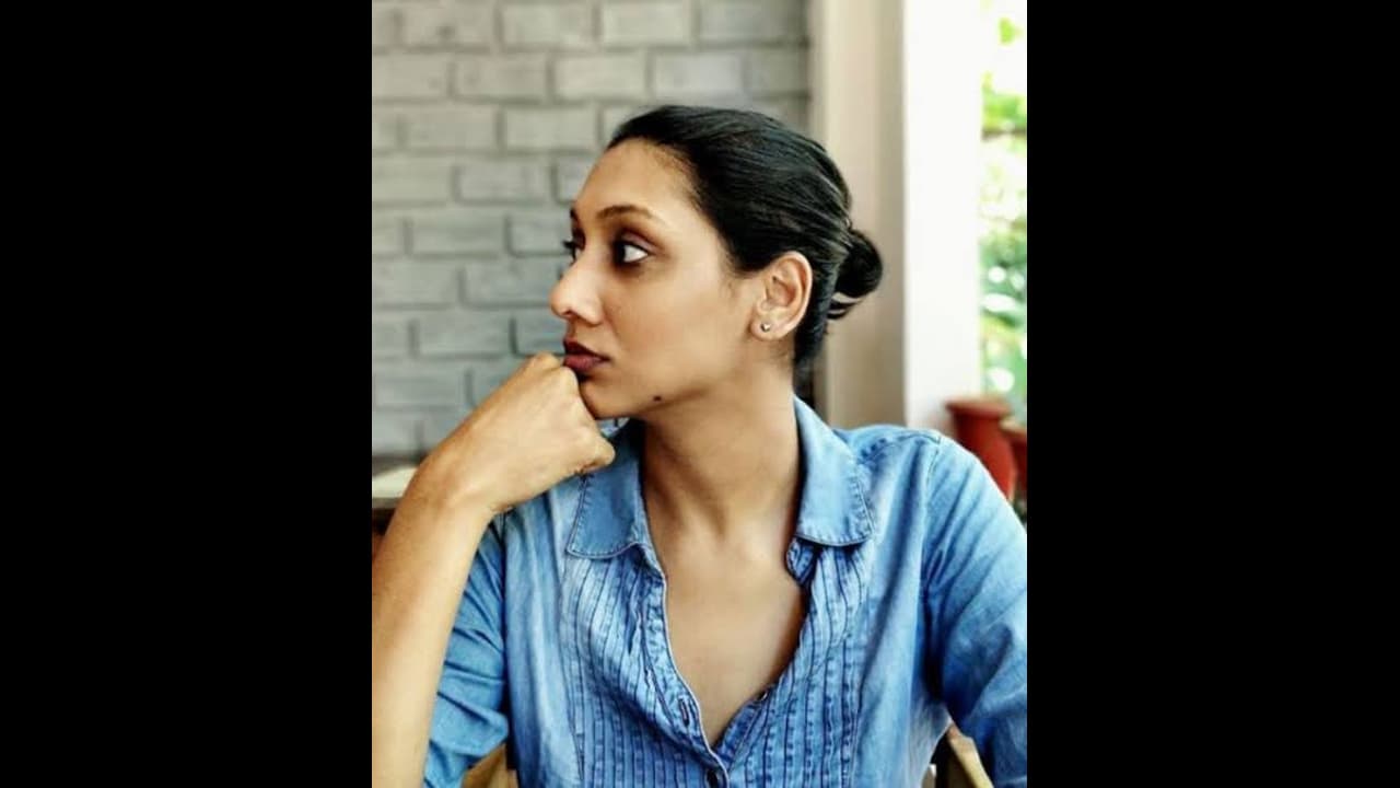 ’’ நான் எங்கு போனாலும் பின்னாடியே வருகிறார் ‘’.. மர்ம நபர் குறித்து போலீசில் கதறிய பிரபல பிக்பாஸ் நடிகை. ’’ நான் எங்கு போனாலும் பின்னாடியே வருகிறார் ‘’.. மர்ம நபர் குறித்து போலீசில் கதறிய பிரபல பிக்பாஸ் நடிகை.