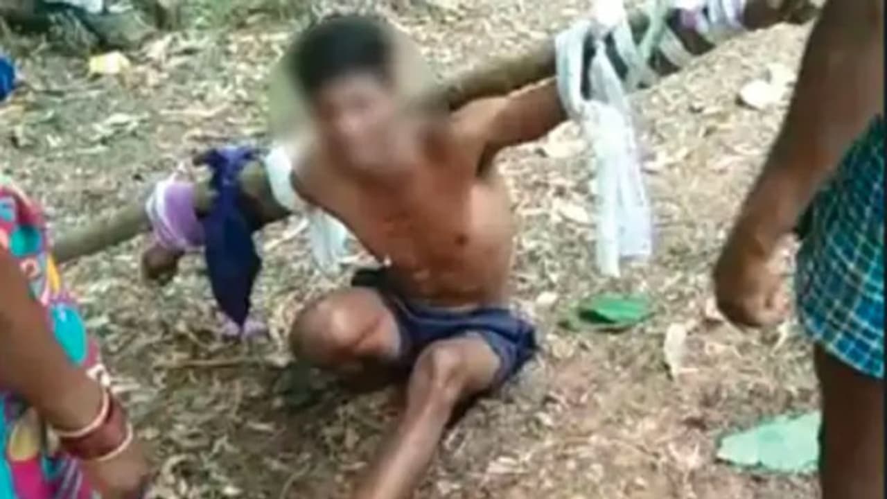 छत्तीसगढ़ में शादी के बाद भी चल रहा था पति का अफेयर, बीवी को पता चला तो सिखाया ऐसा सबक कि रहम मांगता रहा छत्तीसगढ़ में शादी के बाद भी चल रहा था पति का अफेयर, बीवी को पता चला तो सिखाया ऐसा सबक कि रहम मांगता रहा