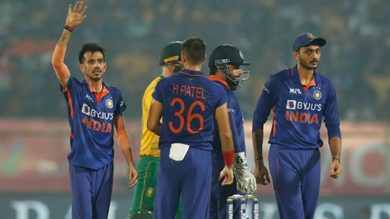 Ind vs SA তৃতীয় টি২০ ম্য়াচে ব্যাটে বলে দুরন্ত টিম ইন্ডিয়া, দক্ষিণ আফ্রিকাকে হারাল ৪৮ রানে Ind vs SA তৃতীয় টি২০ ম্য়াচে ব্যাটে বলে দুরন্ত টিম ইন্ডিয়া, দক্ষিণ আফ্রিকাকে হারাল ৪৮ রানে