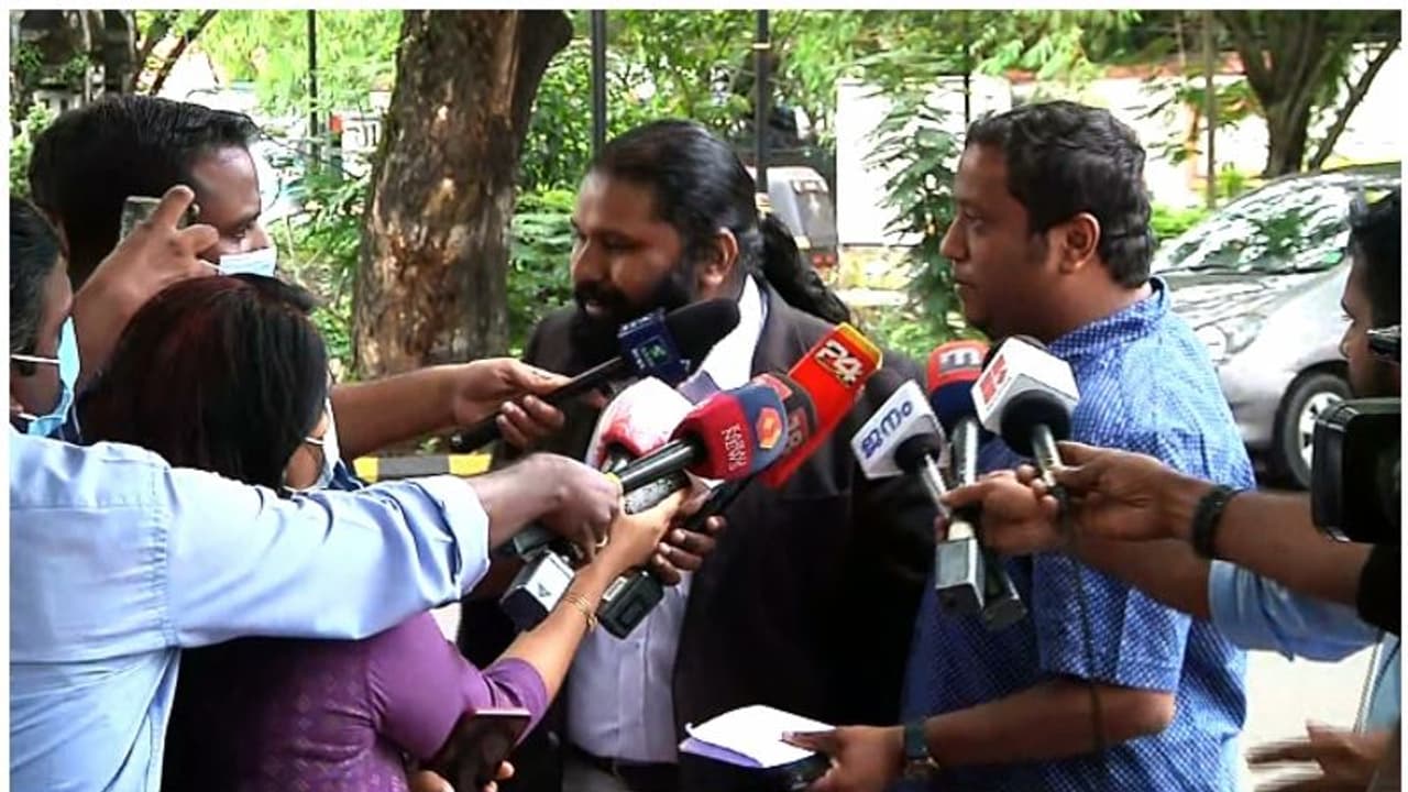 സ്വപ്ന ഉൾപ്പെട്ട ഗൂഢാലോചന കേസ്; ഷാജ് കിരണും സുഹൃത്തും അന്വേഷണ സംഘത്തിന് മുന്നിൽ ഹാജരായി സ്വപ്ന ഉൾപ്പെട്ട ഗൂഢാലോചന കേസ്; ഷാജ് കിരണും സുഹൃത്തും അന്വേഷണ സംഘത്തിന് മുന്നിൽ ഹാജരായി