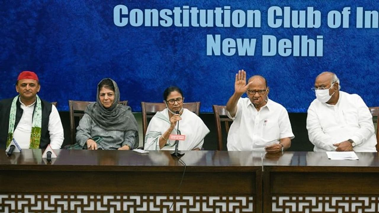 Presidential election 2022: BJP reaches out to Mamata, Kharge; no consensus in Oppn Presidential election 2022: BJP reaches out to Mamata, Kharge; no consensus in Oppn