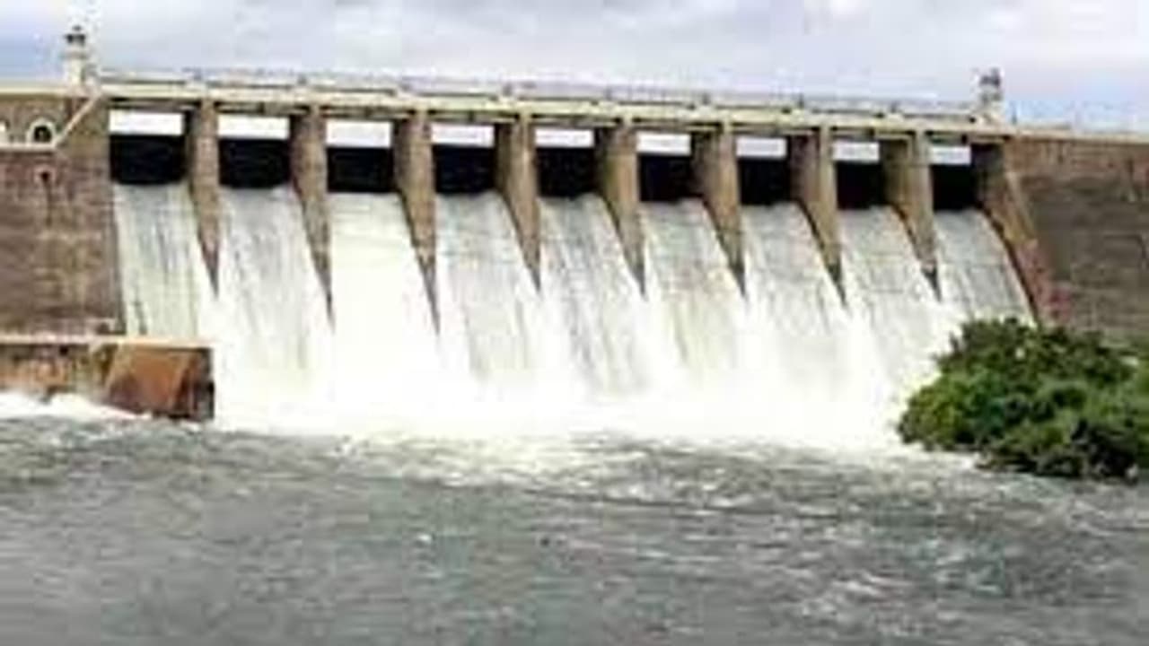 பவானிசாகர் அணை நீர் திறப்பு.. முதல் போக பாசனத்திற்காக இன்று முதல் தண்ணீர் திறப்பு.. பவானிசாகர் அணை நீர் திறப்பு.. முதல் போக பாசனத்திற்காக இன்று முதல் தண்ணீர் திறப்பு..