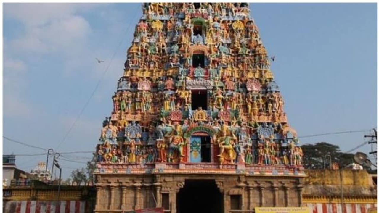 Navagraha Temple : കുംഭകോണത്തെ നവഗ്രഹ ക്ഷേത്ര ദർശനം എങ്ങനെ? അറിയേണ്ടതെല്ലാം Navagraha Temple : കുംഭകോണത്തെ നവഗ്രഹ ക്ഷേത്ര ദർശനം എങ്ങനെ? അറിയേണ്ടതെല്ലാം