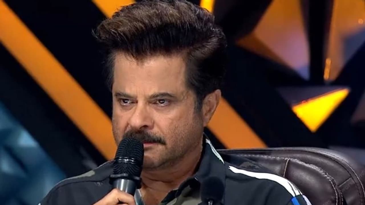 मां को याद कर रो पड़े अनिल कपूर, आर्थिक तंगी के दिनों की बात करते छलक आए आंसू मां को याद कर रो पड़े अनिल कपूर, आर्थिक तंगी के दिनों की बात करते छलक आए आंसू