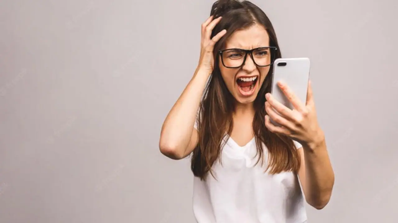 ഈ ആപ്പുകള്‍ നിങ്ങളുടെ ഫോണിലുണ്ടോ?; ഉടന്‍ ഡിലീറ്റ് ചെയ്യുക, അല്ലെങ്കില്‍ പണികിട്ടിയേക്കും.!