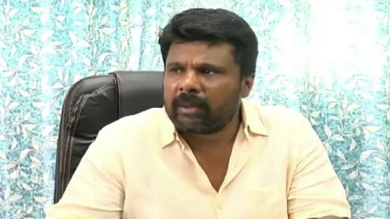 ಫಾಜಿಲ್ ಕುಟುಂಬಕ್ಕೂ ಪರಿಹಾರ: ಇದ್ರಲ್ಲಿ ರಾಜಕೀಯ ಬೇಡ, ಬಿಜೆಪಿ ಶಾಸಕ ರಾಜೂಗೌಡ ಫಾಜಿಲ್ ಕುಟುಂಬಕ್ಕೂ ಪರಿಹಾರ: ಇದ್ರಲ್ಲಿ ರಾಜಕೀಯ ಬೇಡ, ಬಿಜೆಪಿ ಶಾಸಕ ರಾಜೂಗೌಡ