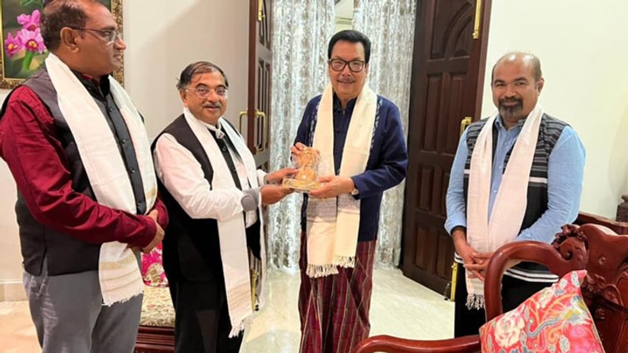 'रुक्मिणी कृष्ण विवाह' की यात्रा अब और यादगार बनेगी, NMA चेयरमैन तरुण विजय की कोशिशें लाई रंग 'रुक्मिणी कृष्ण विवाह' की यात्रा अब और यादगार बनेगी, NMA चेयरमैन तरुण विजय की कोशिशें लाई रंग