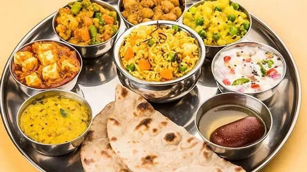 Ashadh month 2022: 13 जुलाई तक रहेगा आषाढ़ मास, इस महीने में ध्यान रखें ये 5 बातें, क्या करें क्या नहीं? Ashadh month 2022: 13 जुलाई तक रहेगा आषाढ़ मास, इस महीने में ध्यान रखें ये 5 बातें, क्या करें क्या नहीं?