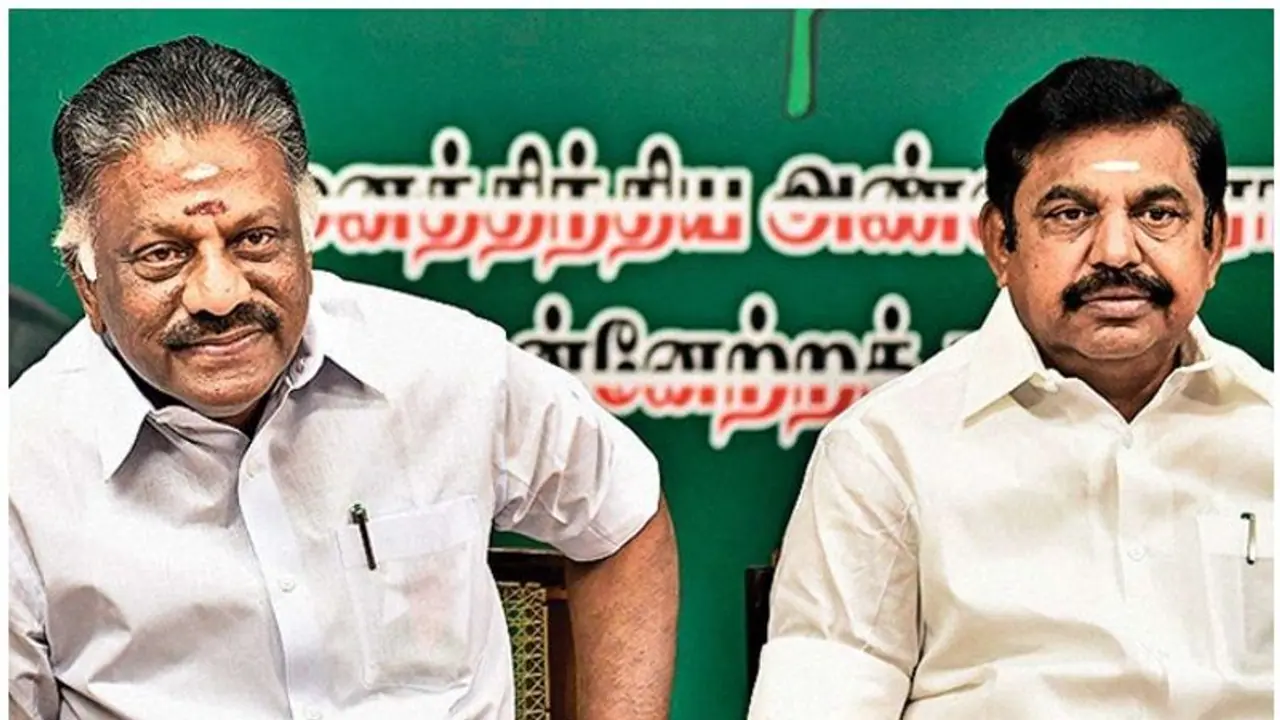 அதிமுக அலுவலகத்தில் என்ன நடந்தது.? அலுவலகம் யாருக்கு சொந்தம்.? ஓபிஎஸ் இபிஎஸ்ஸுக்கு வருவாய்த் துறை நோட்டீஸ்!