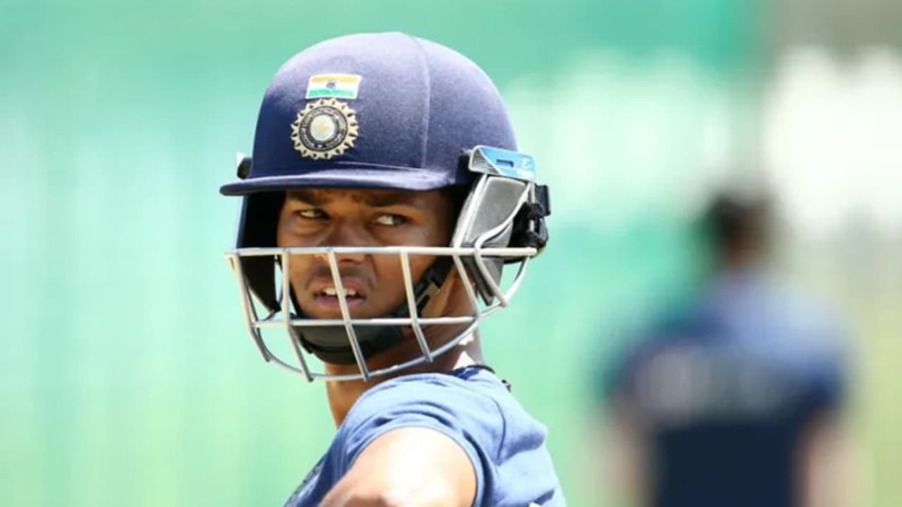 Ranji Trophy Final: ಮುಂಬೈ ಮಧ್ಯಪ್ರದೇಶ ನಡುವೆ ಪ್ರಶಸ್ತಿಗಾಗಿಂದು ಫೈನಲ್ ಫೈಟ್ Ranji Trophy Final: ಮುಂಬೈ ಮಧ್ಯಪ್ರದೇಶ ನಡುವೆ ಪ್ರಶಸ್ತಿಗಾಗಿಂದು ಫೈನಲ್ ಫೈಟ್