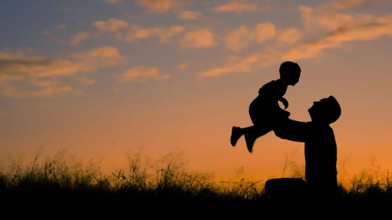 World Father's Day 2022 : അച്ഛൻമാർക്കായി ഒരു ദിനം; ഫാദേഴ്സ് ഡേയെ കുറിച്ചറിയാം