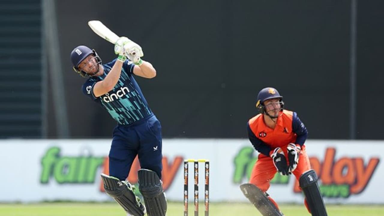ബാറ്റെടുത്തവരെല്ലാം നിറഞ്ഞാടി; നെതര്ലന്ഡ്സിനെതിരെ ഏകദിനത്തിലെ ഏറ്റവും ഉയര്ന്ന സ്കോര് കുറിച്ച് ഇംഗ്ലണ്ട് ബാറ്റെടുത്തവരെല്ലാം നിറഞ്ഞാടി; നെതര്ലന്ഡ്സിനെതിരെ ഏകദിനത്തിലെ ഏറ്റവും ഉയര്ന്ന സ്കോര് കുറിച്ച് ഇംഗ്ലണ്ട്