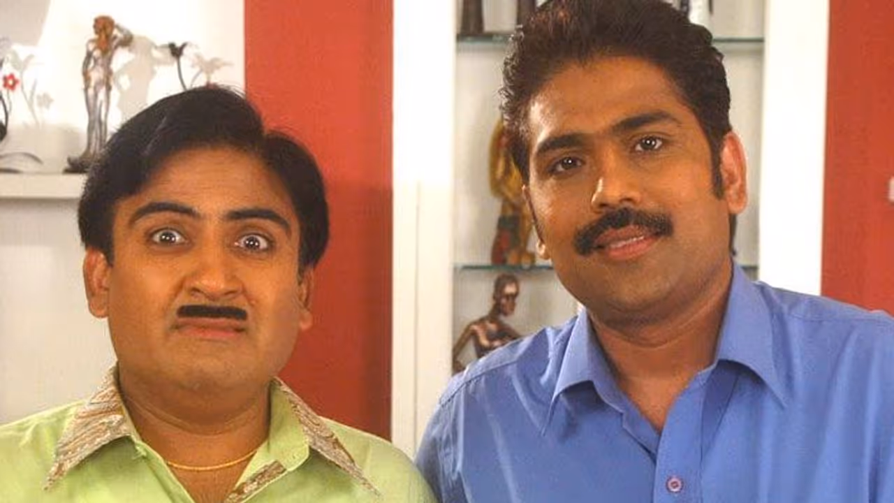 Taarak Mehta Ka Ooltah Chashmah शैलेश लोढ़ा के शो छोड़ने पर पहली बार बोले 'जेठालाल', जानिए क्या कहा? Taarak Mehta Ka Ooltah Chashmah शैलेश लोढ़ा के शो छोड़ने पर पहली बार बोले 'जेठालाल', जानिए क्या कहा?