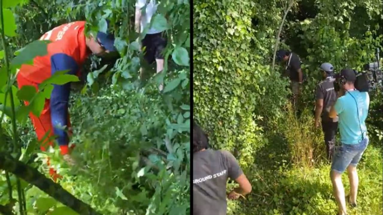 ക്യാമറയും കൂടെ ചാടട്ടേ... പൊന്തക്കാട്ടില്‍ പന്ത് തപ്പാനിറങ്ങി താരങ്ങളും ക്യാമറാമാന്‍മാരും വീഡിയോ