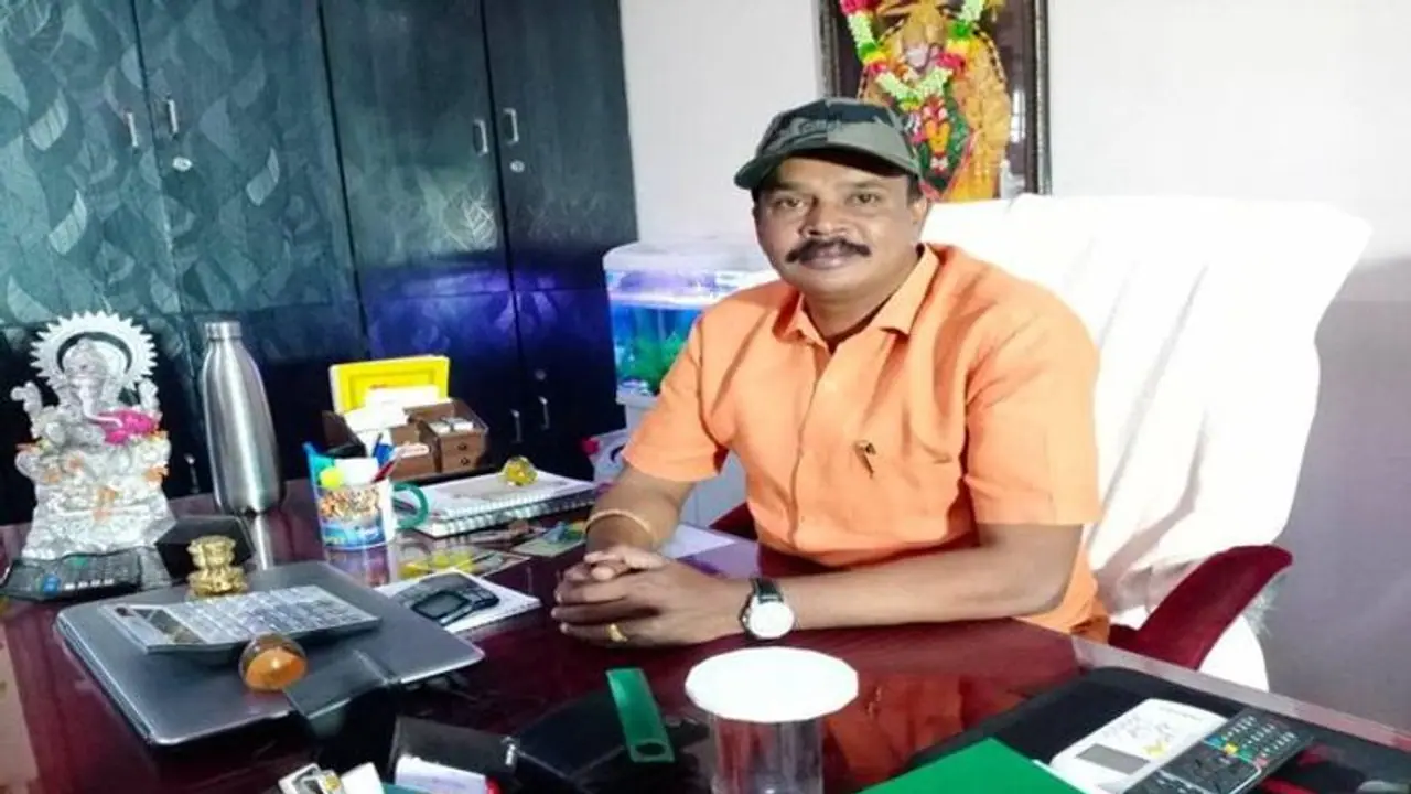 secunderabad violence: ఆవుల సుబ్బారావుకు ఐటీ శాఖ నోటీసులు.. 27న విచారణకు రావాలని ఆదేశం secunderabad violence: ఆవుల సుబ్బారావుకు ఐటీ శాఖ నోటీసులు.. 27న విచారణకు రావాలని ఆదేశం