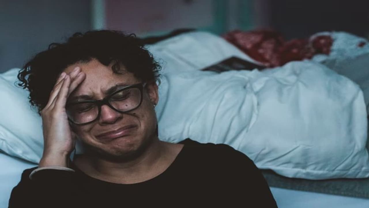 पार्टनर की ये 4 आदतों पर करें गौर, कहीं आप भावनात्मक शोषण के तो नहीं हो रहे शिकार