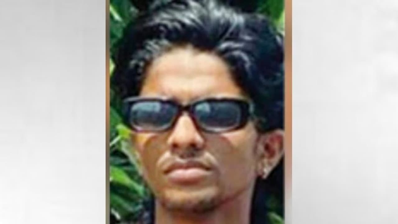 കാർ നിയന്ത്രണം വിട്ട് മതിലിലിടിച്ചു, കോഴിക്കോട്ട് യുവാവ് മരിച്ചു