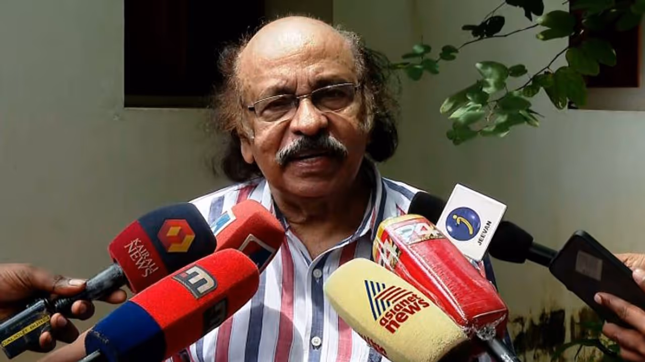 'ഹിഗ്വിറ്റ' എന്ന പേരിൽ സിനിമ വരുന്നത് അനീതി, സർക്കാർ ഇടപെടണം; എന്‍ എസ് മാധവനെ പിന്തുണച്ച് കെ സച്ചിദാനന്ദൻ