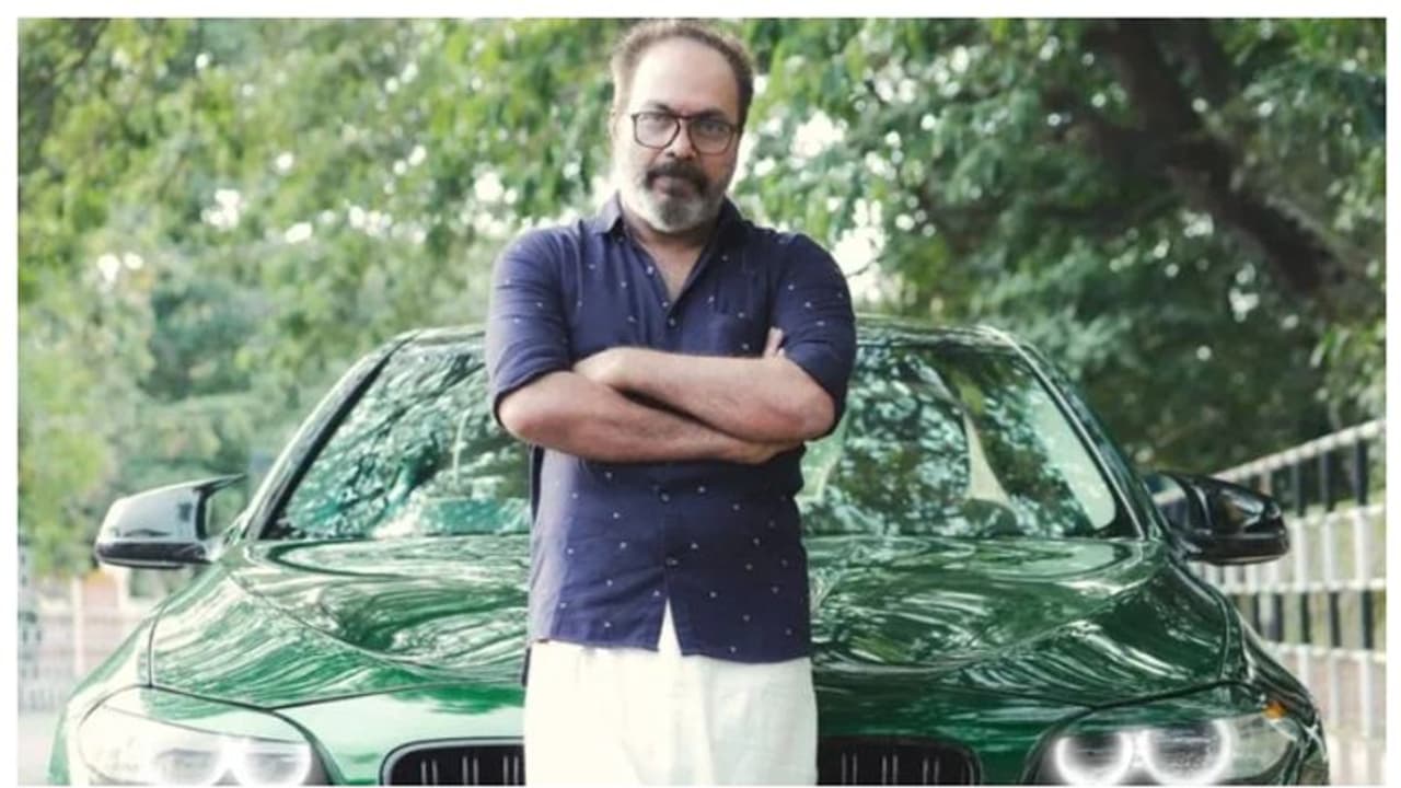 'ഒന്ന് തലയിട്ടേച്ച് പോ തിലകൻ ചേട്ടന്റെ മോനെ' എന്ന് പറഞ്ഞാലോ?; കമന്‍റിന് മറുപടിയുമായി ഷമ്മി തിലകൻ