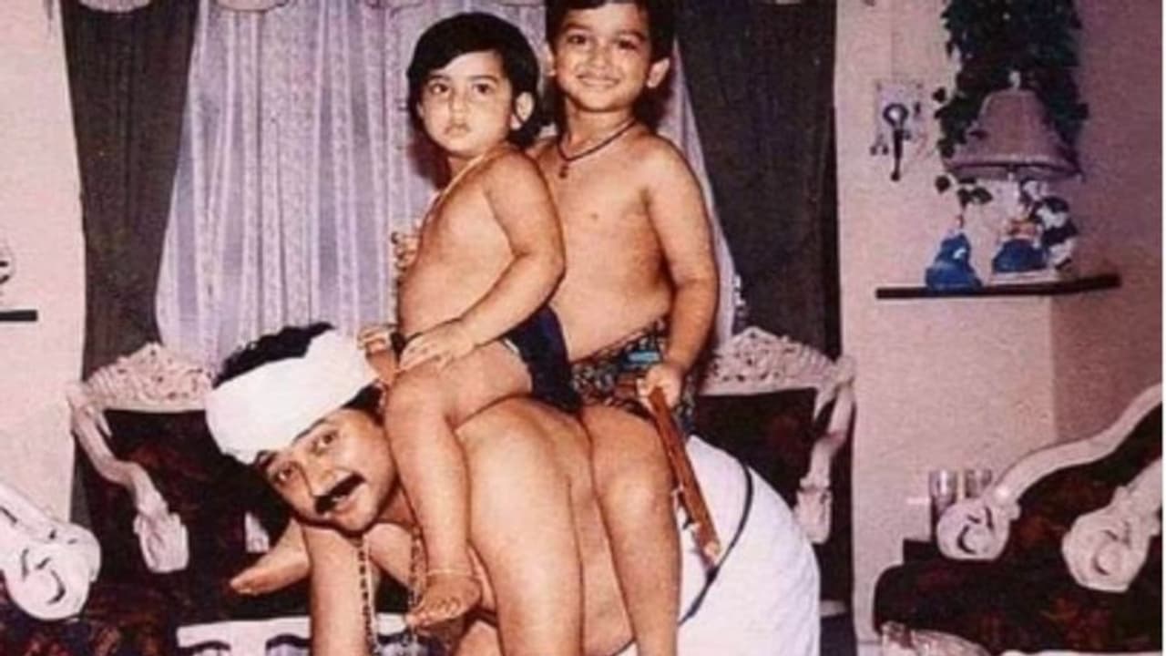 Father's day : ഫാദേഴ്‍സ് ഡേയില്‍ ജയറാമിന്റെ രസികൻ ഫോട്ടോയുമായി മകള്‍ മാളവിക