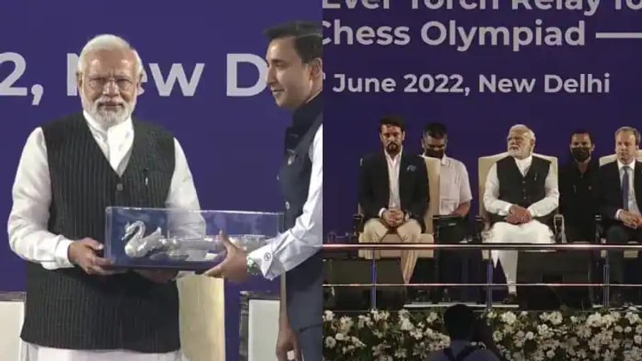 ചെസ് ഒളിംപ്യാഡിന് ഇന്ത്യ ആതിഥേയത്വം വഹിക്കുന്നത് അഭിമാനം; ദീപശിഖാ പ്രയാണത്തിന് തുടക്കമിട്ട് പ്രധാനമന്ത്രി