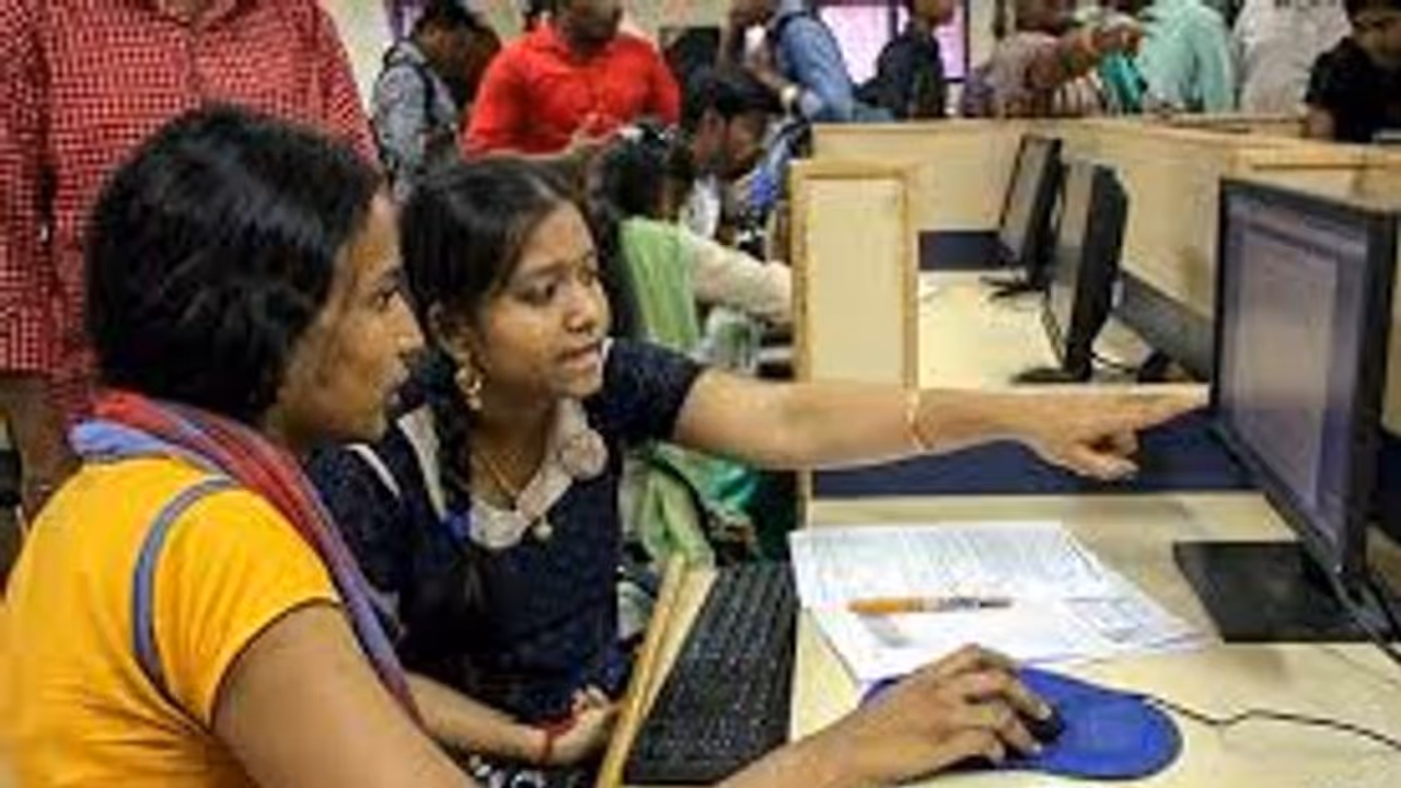 பொறியியல் படிப்பில் சேருவதற்கு விண்ணப்பிப்பது எப்படி..? கலந்தாய்வு எப்போது.. ? முழு விவரம்..