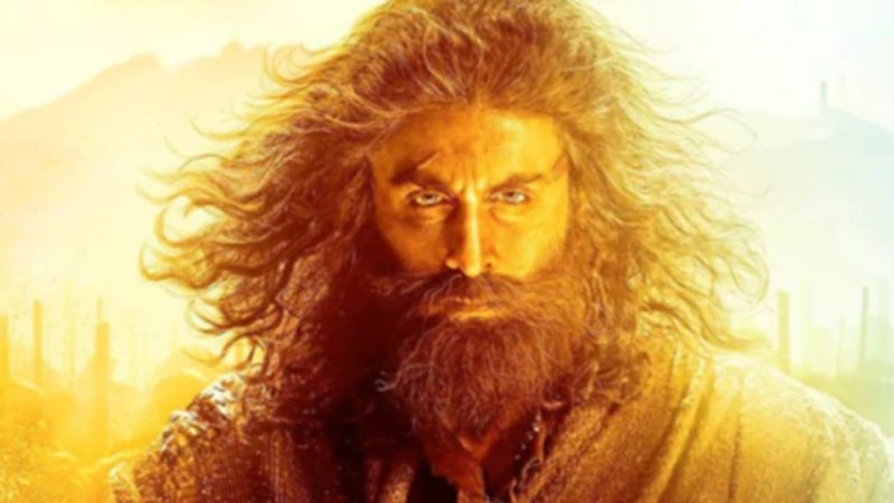 Shamshera first look : രണ്‍ബീര്‍ നായകനാകുന്ന 'ഷംഷേറ', റിലീസ് അറിയിച്ച് ഫസ്റ്റ് ലുക്ക് 