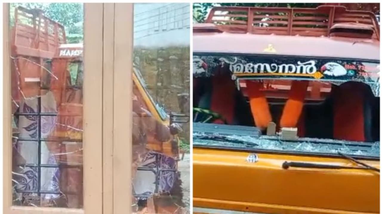 പത്തനംതിട്ടയിൽ ബിജെപി ഡിവൈഎഫ്ഐ സംഘർഷം; ഏറ്റുമുട്ടൽ ബാങ്ക് തെരഞ്ഞെടുപ്പിനെ തുടർന്ന് പത്തനംതിട്ടയിൽ ബിജെപി ഡിവൈഎഫ്ഐ സംഘർഷം; ഏറ്റുമുട്ടൽ ബാങ്ക് തെരഞ്ഞെടുപ്പിനെ തുടർന്ന്