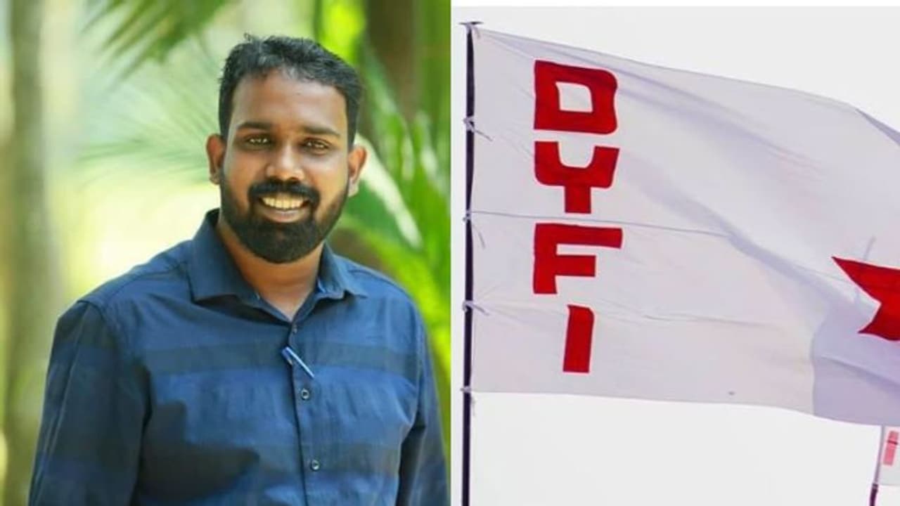 മദ്യപിച്ച് അപകടകരമായി വാഹനം ഓടിച്ചു, വയനാട് ഡിവൈഎഫ്ഐ ജില്ലാ നേതാവിനെതിരെ നടപടി മദ്യപിച്ച് അപകടകരമായി വാഹനം ഓടിച്ചു, വയനാട് ഡിവൈഎഫ്ഐ ജില്ലാ നേതാവിനെതിരെ നടപടി