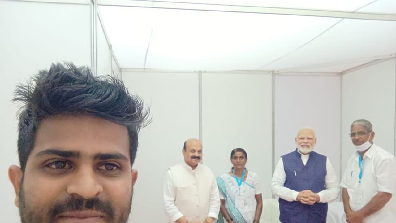 ಉಕ್ರೇನ್‌ನಲ್ಲಿ ಮಡಿದ ನವೀನ್ ಪೋಷಕರ ಭೇಟಿ ಮಾಡಿ ಸಾಂತ್ವನ ಹೇಳಿದ ಪ್ರಧಾನಿ ಮೋದಿ!