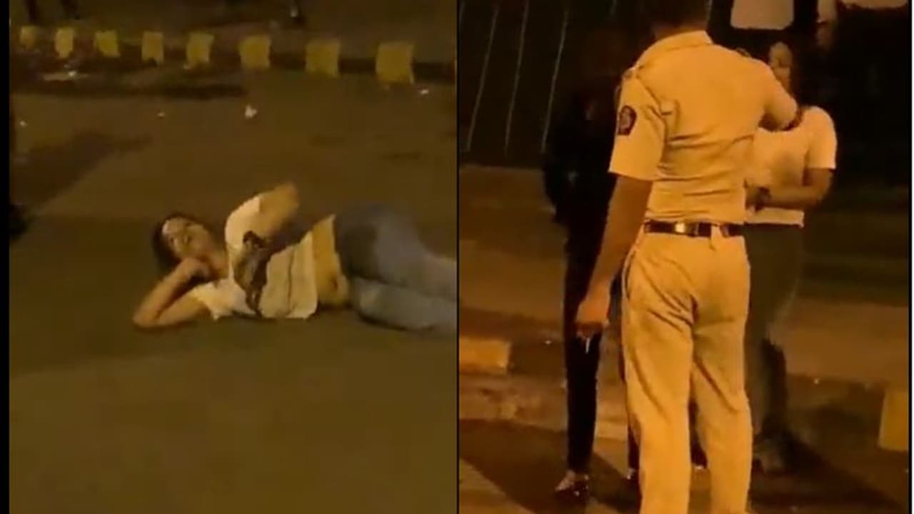 ಅಕ್ಕಂಗೆ ಟೈಟಾಗಿದೆ, ಪೊಲೀಸ್ ಸೇರಿ ಕ್ಯಾಬ್ ಡ್ರೈವರ್ ಮೇಲೆ ಎಗರಾಡಿ ನಡು ಬೀದಿಯಲ್ಲಿ ರಂಪಾಟ!