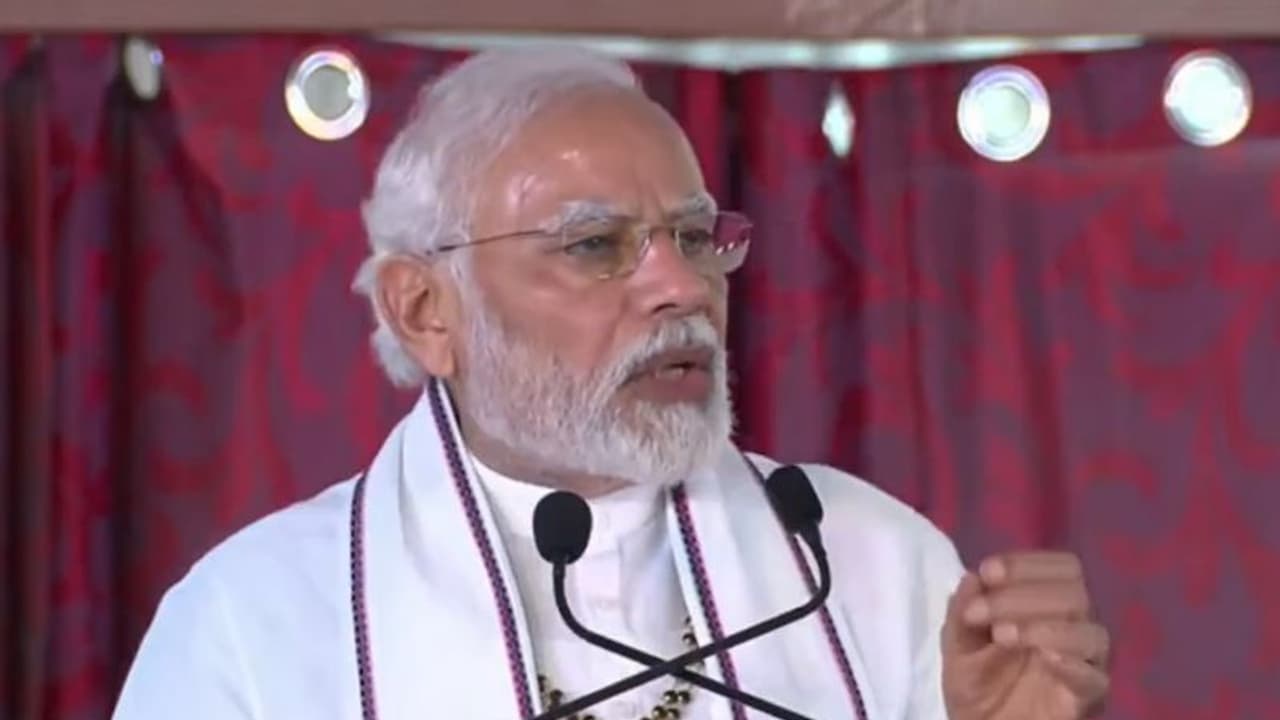 'দেশ গঠনে সাহায্য করবে', অগ্নিপথের সমর্থনে প্রধানমন্ত্রী মোদী, দেখা করবেন তিন সেনার প্রধানদের সঙ্গে 'দেশ গঠনে সাহায্য করবে', অগ্নিপথের সমর্থনে প্রধানমন্ত্রী মোদী, দেখা করবেন তিন সেনার প্রধানদের সঙ্গে