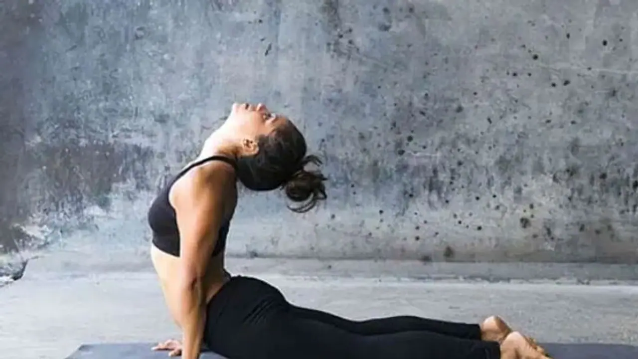 ঘুমাতে যাওয়ার আগে নিয়মিত এই ব্যায়াম করুন, দূর হবে স্ট্রেস ও অনিদ্রাজনিত সমস্যা