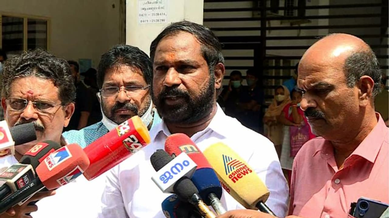 മെഡിക്കൽ കോളേജിലെ മരണം: അധികൃതരുടെ അനാസ്ഥ കൊണ്ടെന്ന് പരേതന്റെ സുഹൃത്ത് മെഡിക്കൽ കോളേജിലെ മരണം: അധികൃതരുടെ അനാസ്ഥ കൊണ്ടെന്ന് പരേതന്റെ സുഹൃത്ത്