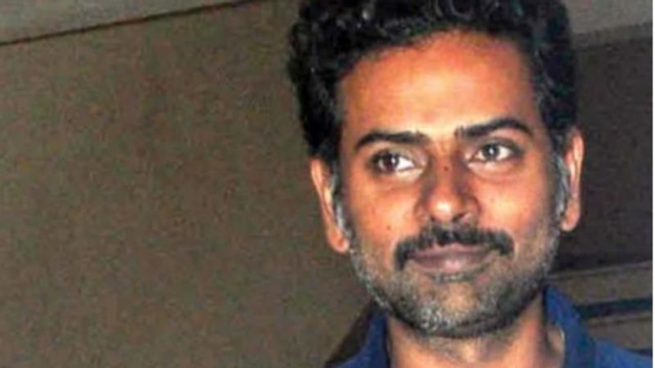 Alphonse Puthren : 'പാട്ട്' ഉപേക്ഷിച്ചിട്ടില്ല, പോസ് മോഡിലാണ് എന്ന് അല്ഫോണ്സ് പുത്രൻ Alphonse Puthren : 'പാട്ട്' ഉപേക്ഷിച്ചിട്ടില്ല, പോസ് മോഡിലാണ് എന്ന് അല്ഫോണ്സ് പുത്രൻ